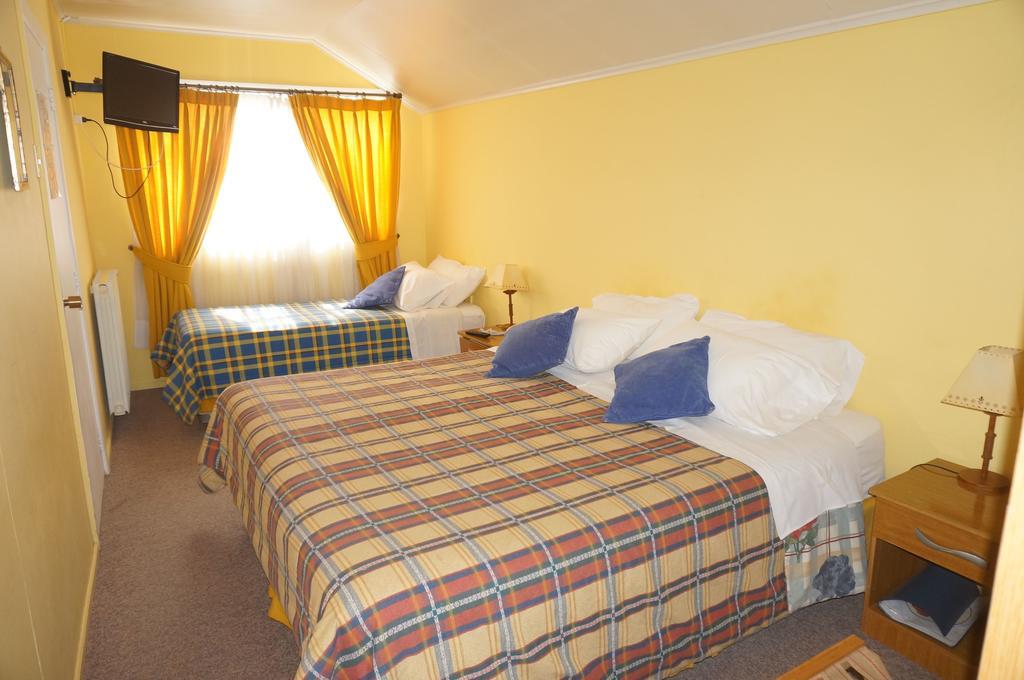 Hostal Ovejero Punta Arenas Exterior foto