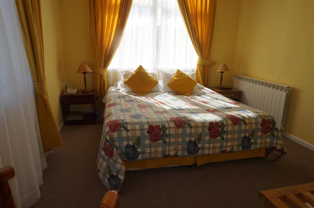 Hostal Ovejero Punta Arenas Exterior foto